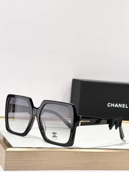 Picture of Chanel Sunglasses _SKUfw77837685fw